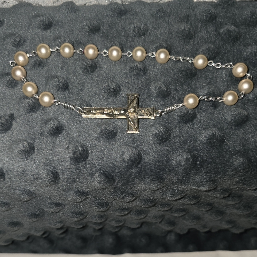 Elegant Pearl and Silver Rosary Bracelet